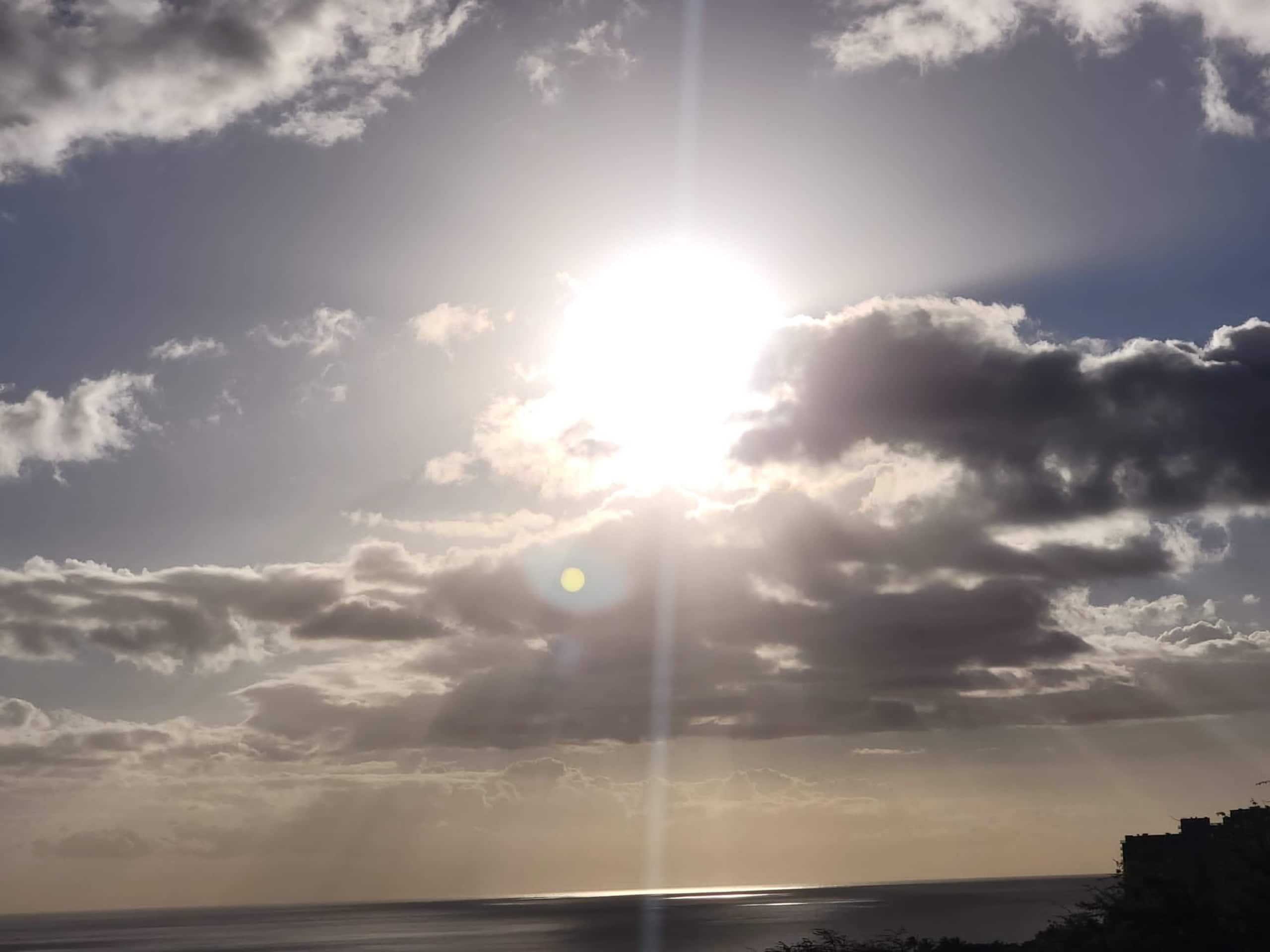 Slice of Paradise-Studio-Sleeps 4-Same$ for 4 as 2 - Photo 19