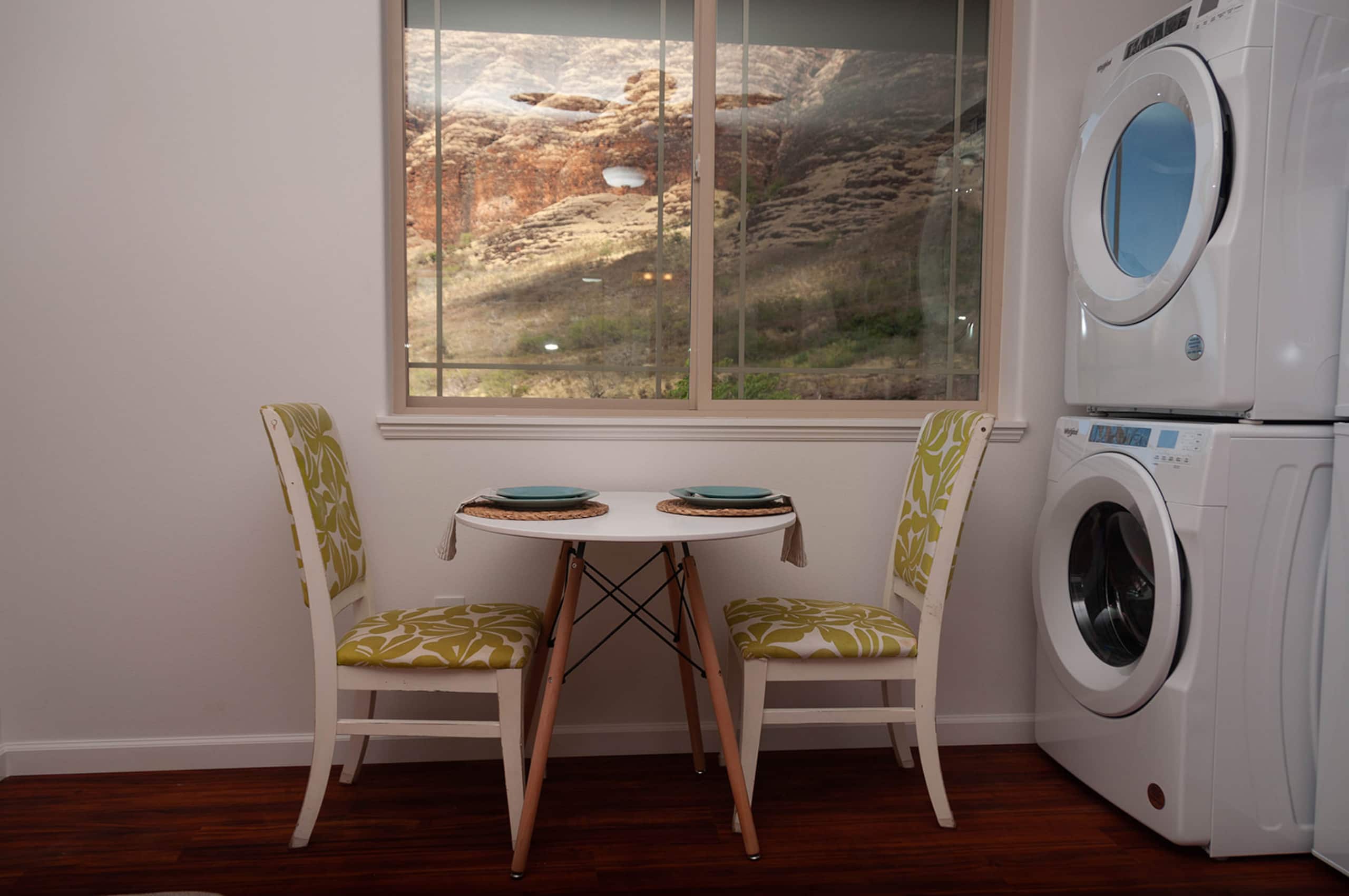 Slice of Paradise-Studio-Sleeps 4-Same$ for 4 as 2 - Photo 10