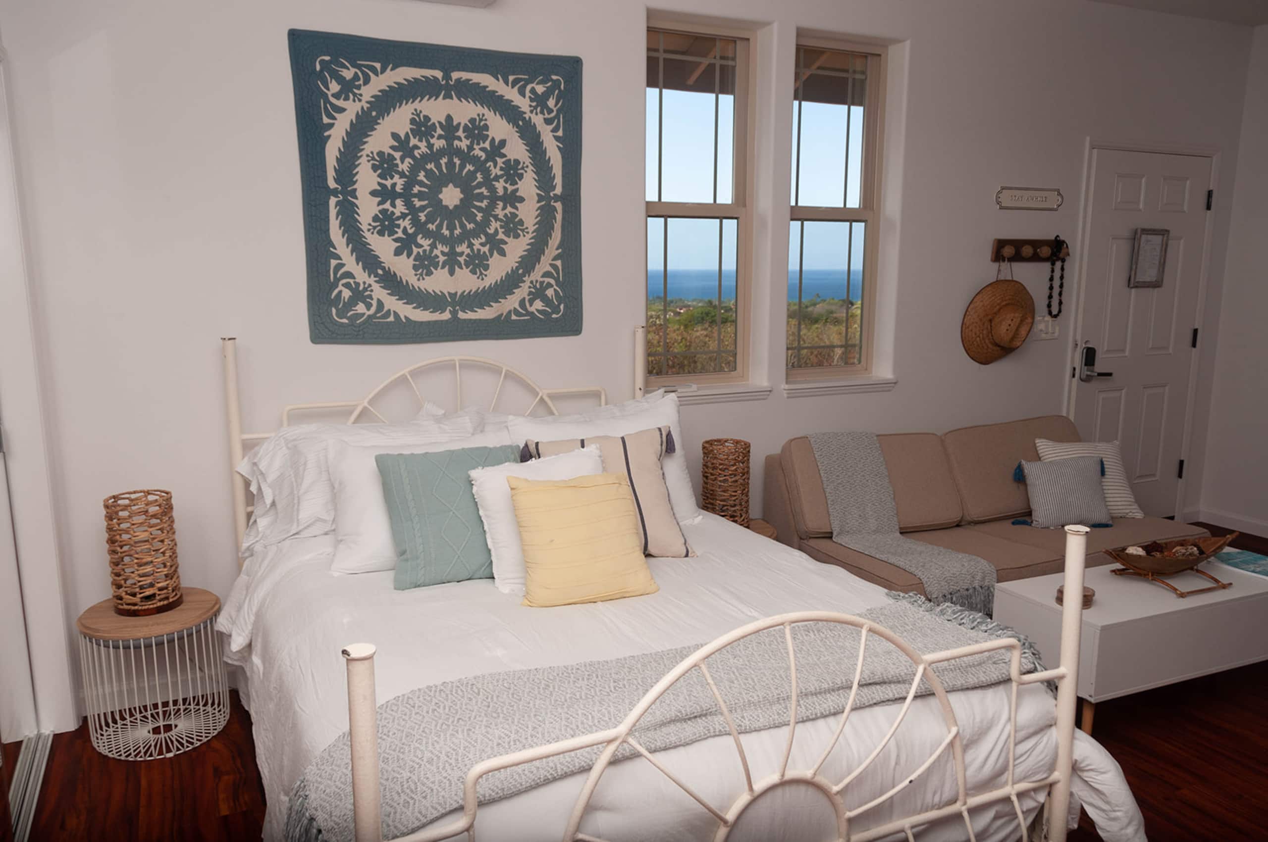 Slice of Paradise-Studio-Sleeps 4-Same$ for 4 as 2 - Photo 2