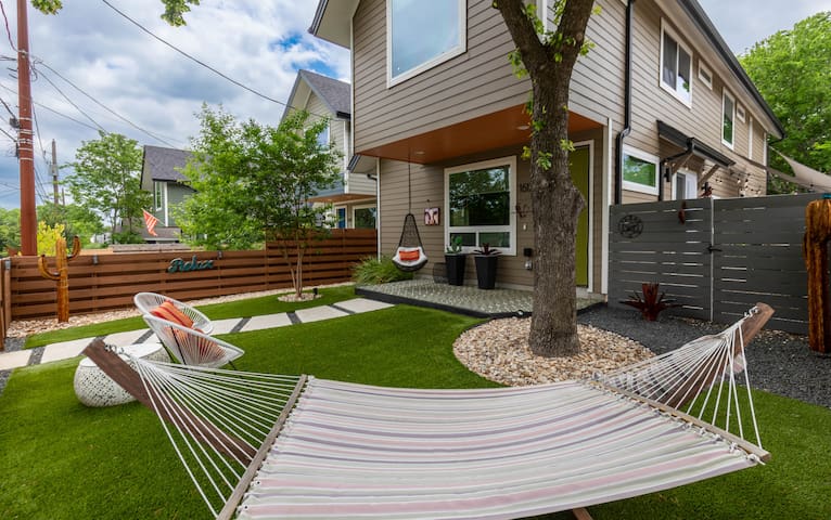 Gorgeous E. ATX Home near Capital, Moody Ctr & UT