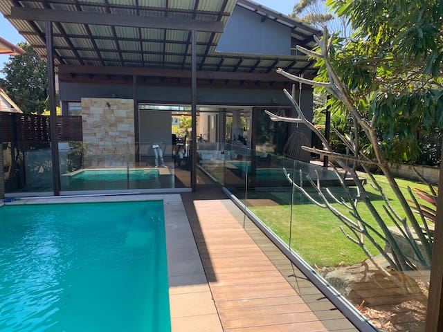 A sunny home very close to the beach