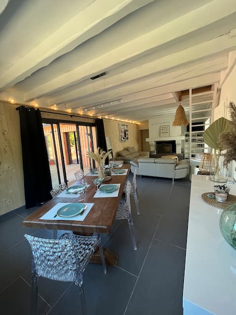Annonce Airbnb populaire: Magnificent quiet villa à Lège Cap Ferret