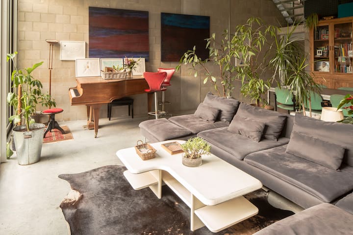 Mari’s: Multifunctional Shelter with big Garden