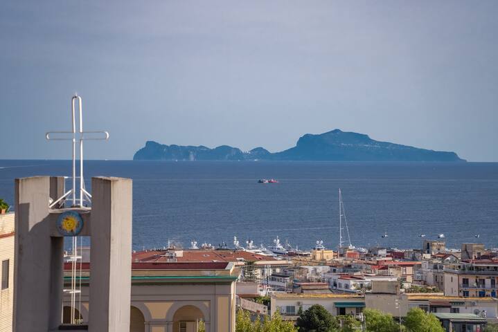 Casa incantevole, elegante, panoramica, centrale gallery image 5