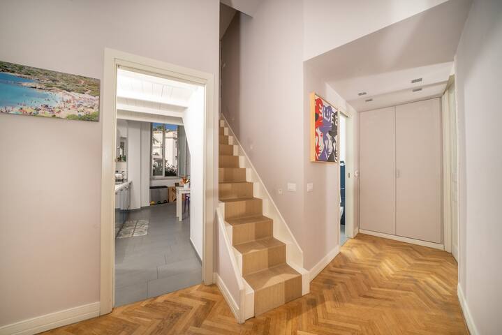 Casa incantevole, elegante, panoramica, centrale gallery image 4