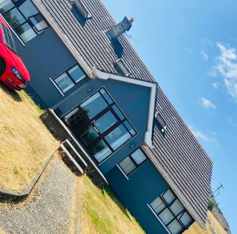 8 bedroom property in the heart of Carlingford