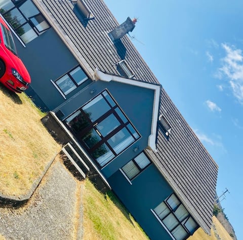 8 bedroom property in the heart of Carlingford