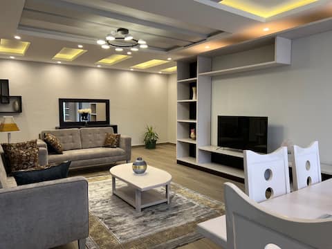 Lovely3-bedroom rental unit with free parking 9