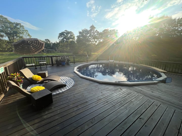 Beautiful country 3 bedroom home with pool Houses for Rent in Bellville, Texas, United States