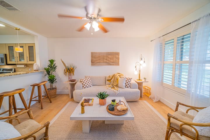 East Austin Gem | Walk to Food & Fun