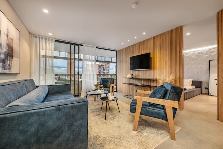 Uxury 1br Apt With Private Balcony & Jacuzzi - Sabaneta
