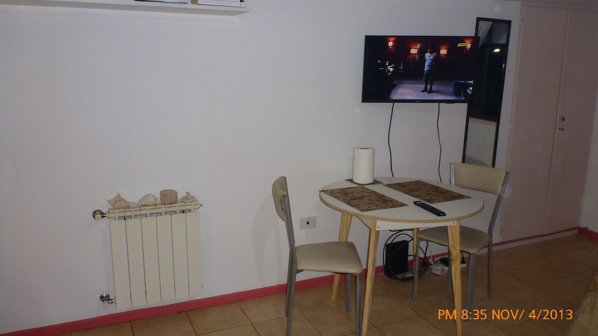 Top Airbnb: Bright and warm studio in Neuquén in Neuquén