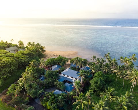 Exclusive Beachfront Resort -The Private Residence