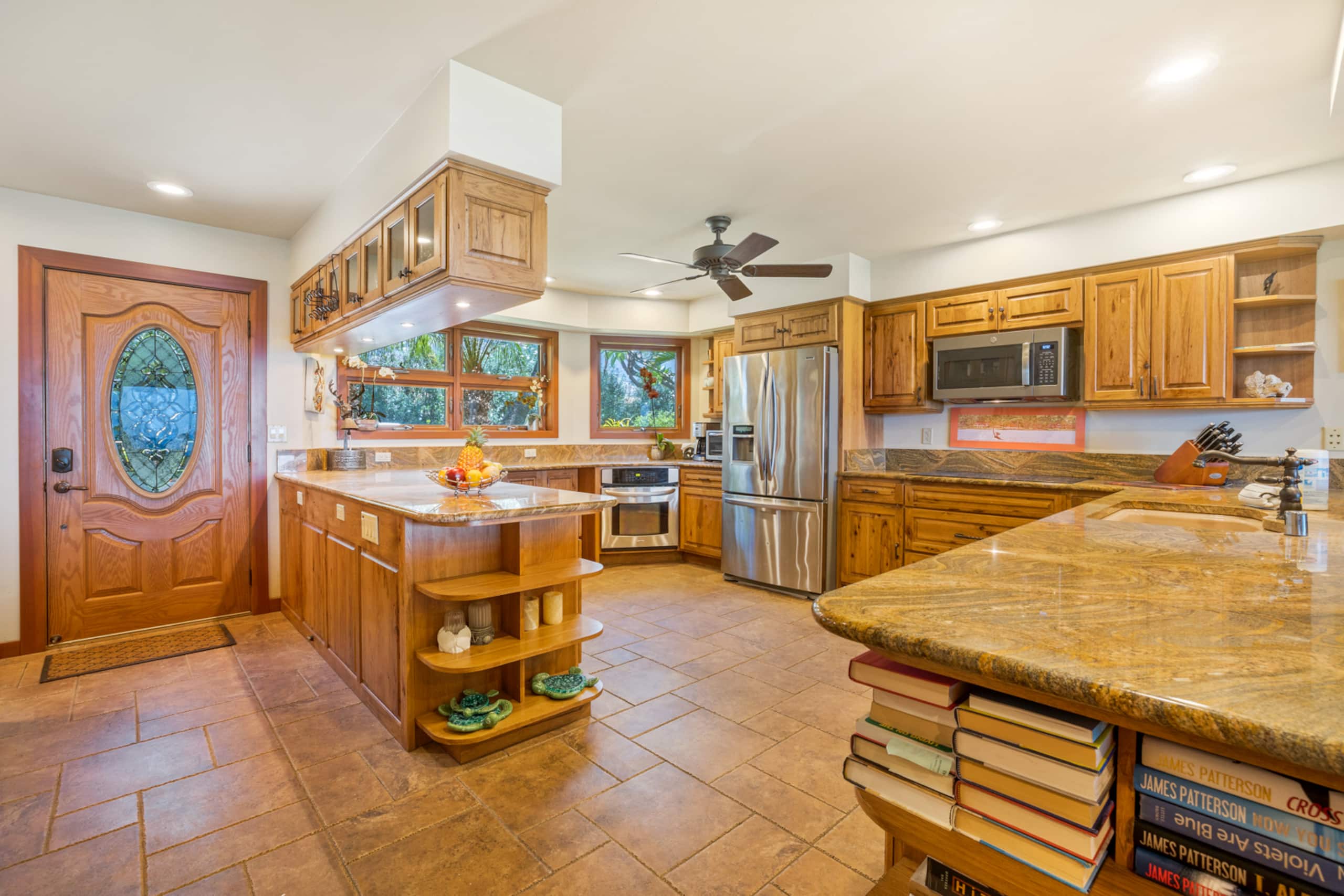 Townhouse in Lahaina · ★4.95 · 3 bedrooms · 4 beds · 2.5 baths - Image 23