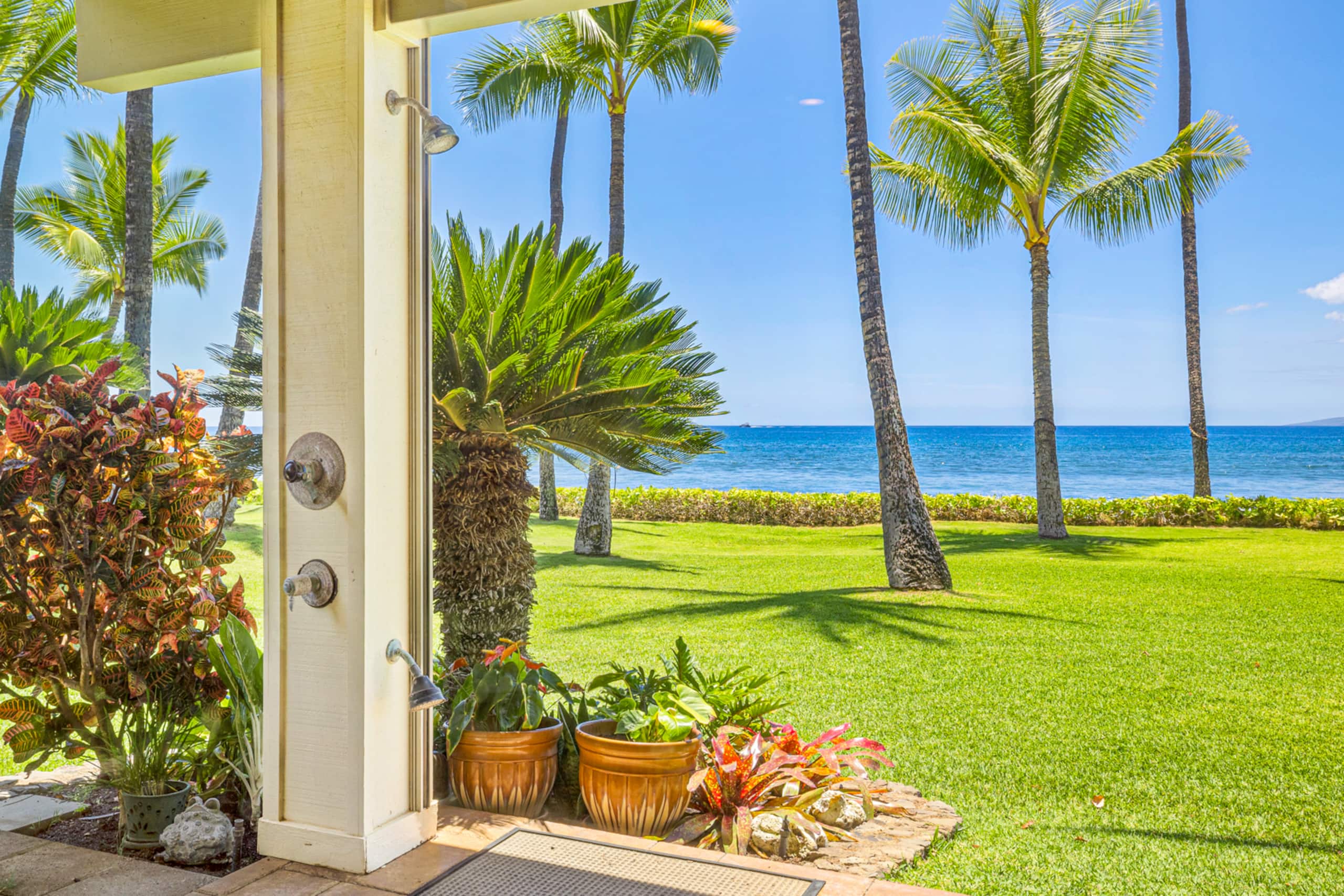 Townhouse in Lahaina · ★4.95 · 3 bedrooms · 4 beds · 2.5 baths - Image 26