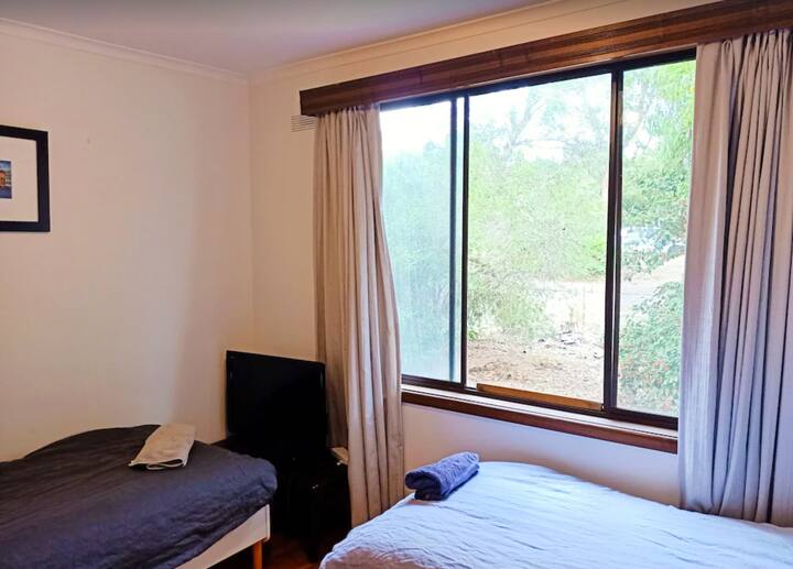 Spavaća soba 3 - 2 x krevet za jednu osobu, također antena