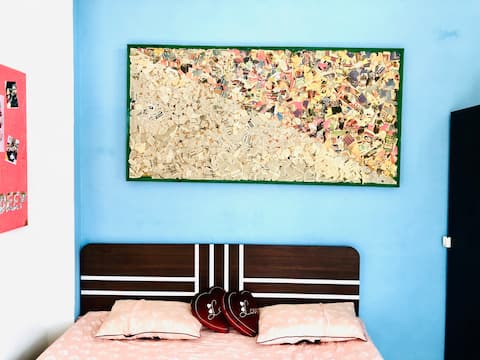 Cheerful 2 bed room ( Private Roof top)