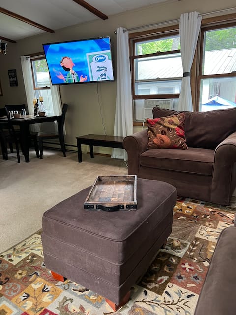 Successful Airbnb property: The Birches on Long Lake at Rickers Resort in Naples