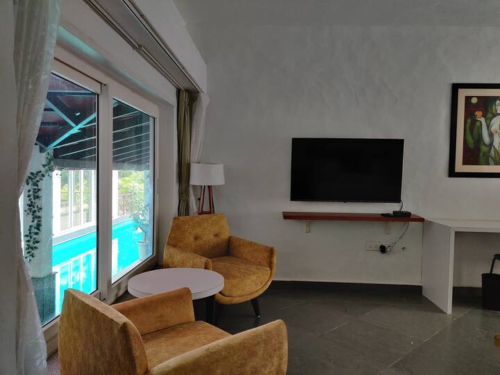 Living room image 10
