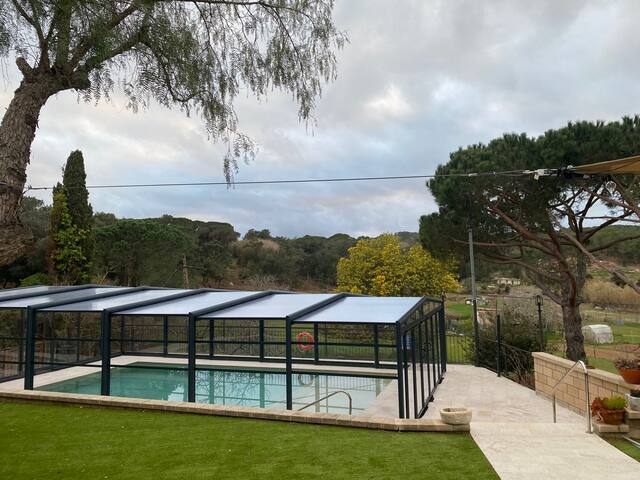 4 P Finca con piscina climatizada, jacuzzi gallery image 4