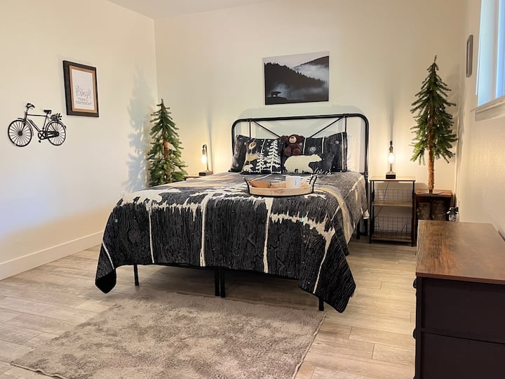 The Woods Room theme bears a striking resemblance to the nature surrounding the Grotto.