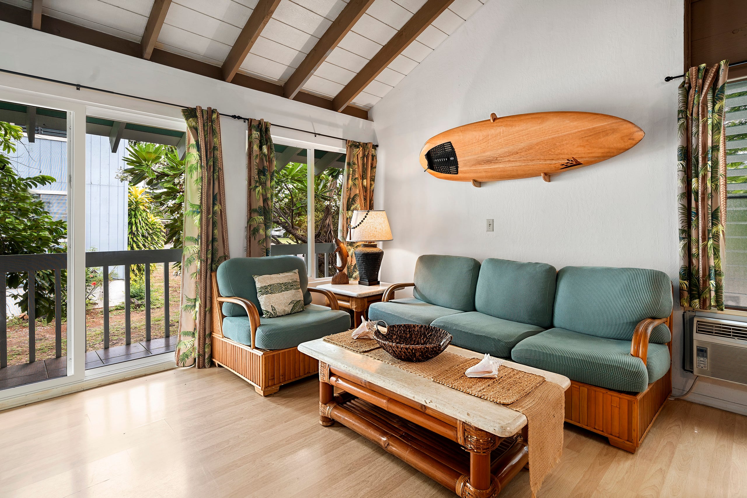 Home in Kailua-Kona · ★4.82 · 4 bedrooms · 5 beds · 4 private baths - Image 4