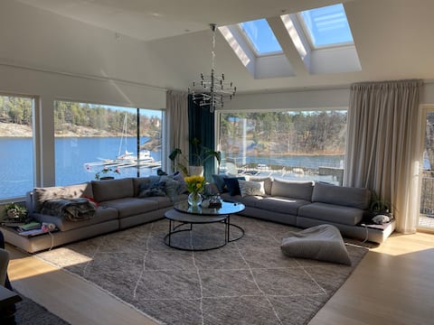 Luxurious villa with huge dock in best location