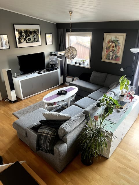 Pleasant detached house centrally located in Ålgård