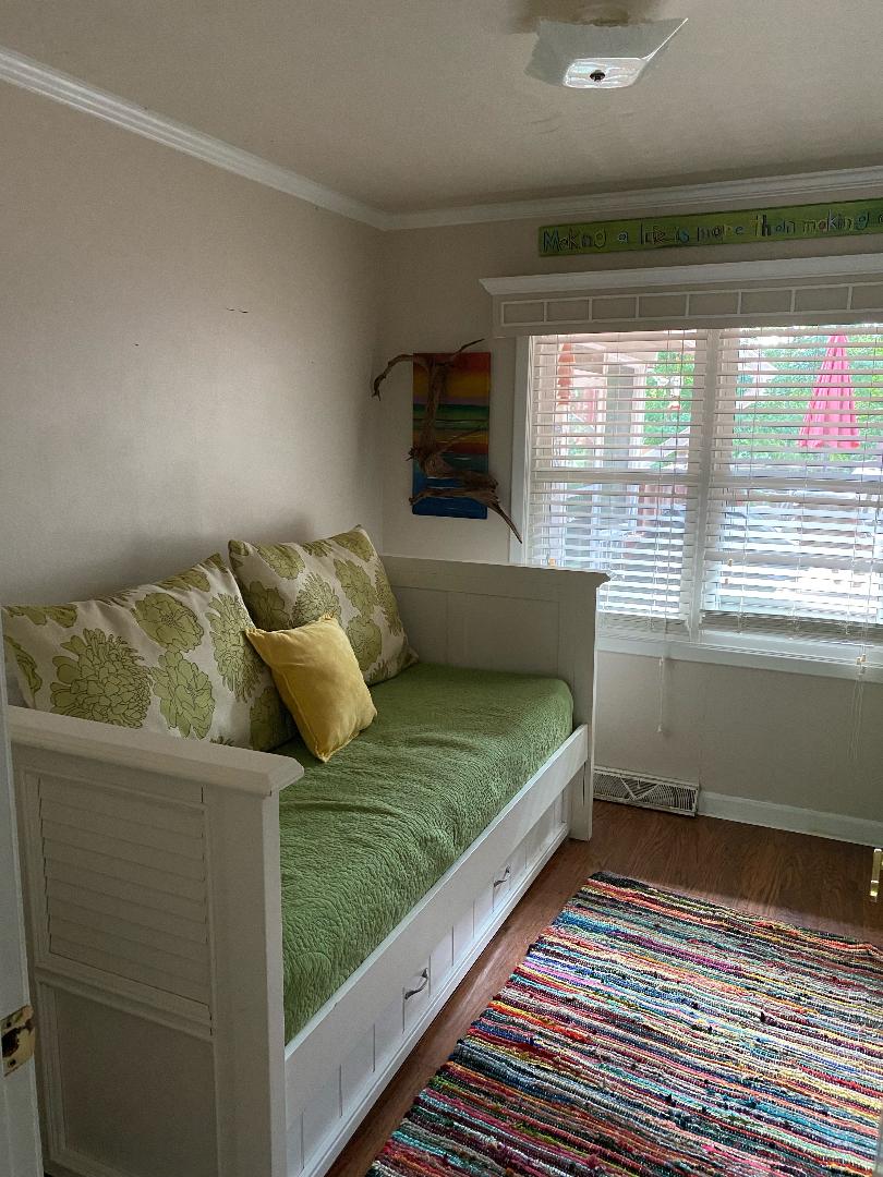 Spálňa č.3, má manželskú posteľ 