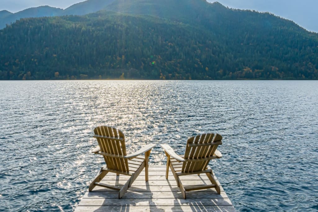 Cozy Lake Crescent Cabin in Olympic National Park