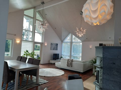 Popular Airbnb listing: Villa Kilpäkki hot tub & great outdoor sports venues in Pori
