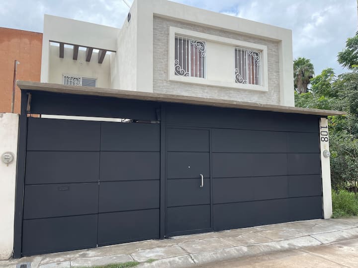 Beautiful and conveniently located family house in Río Verde