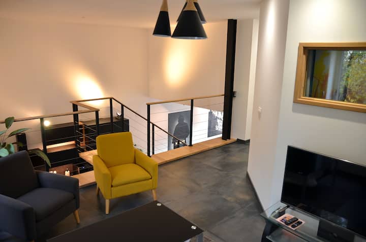 Loft Industriel Dans Une Ancienne Grange - Moselle