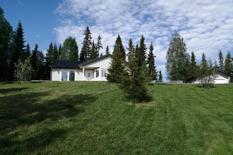 House with lake view in a secluded location