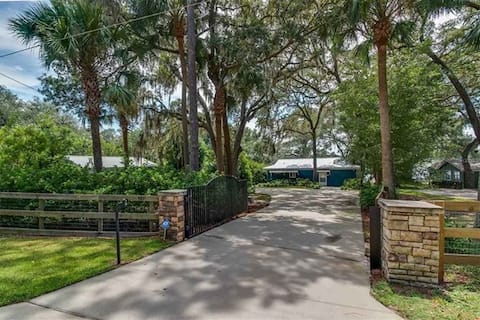 Lakefront Home in Silver Springs, FL