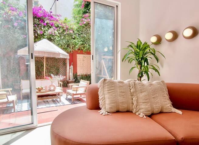 Stunning house steps from Masaryk, Polanco gallery image 5