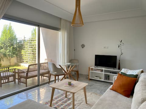 Peaceful 1 Bedroom Apartment With Private Garden
