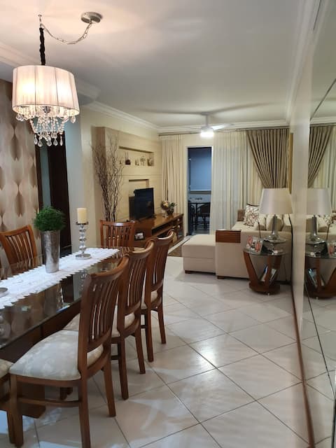 Apartment 200m from Vila Germânica Park