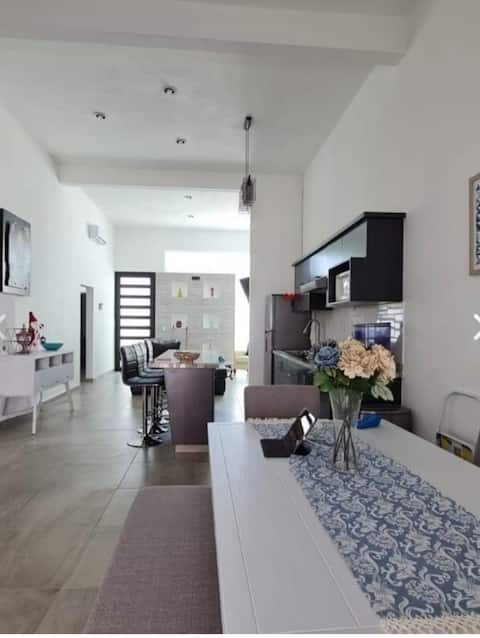 Popular Airbnb listing: Beautiful house in Oaxtepec, heated pool, AC in Cocoyoc