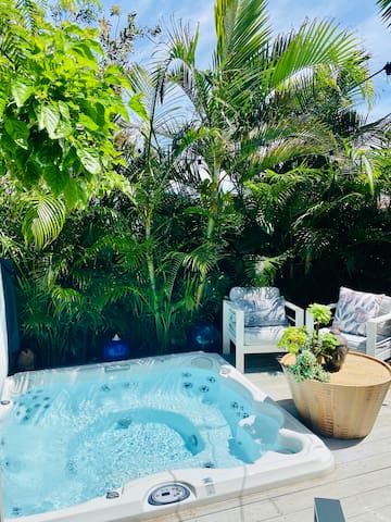 Bondi Boho House – Jacuzzi Pool/Spa & Parking