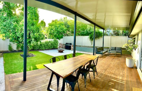 Freshly Renovated 
Edge of CBD