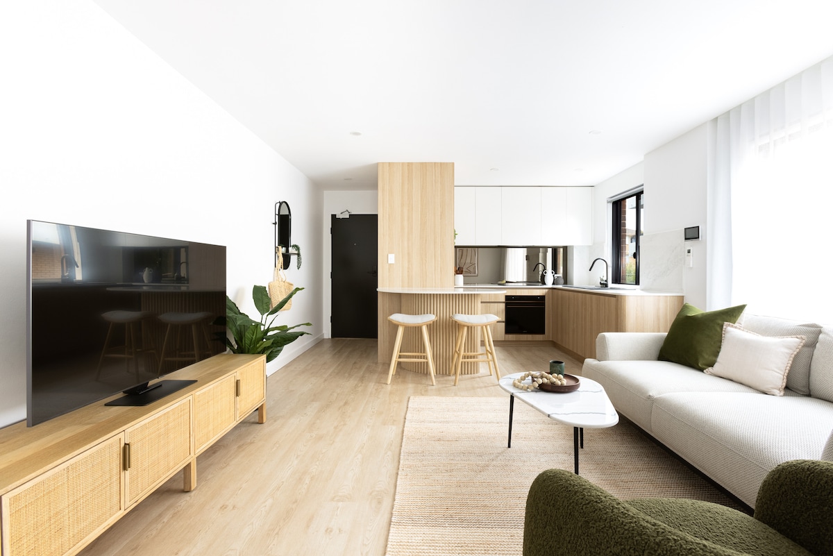 Popular Airbnb listing: 20% Monthly Discount | Kahlo Bondi 1BR - Apt #3. in Bondi