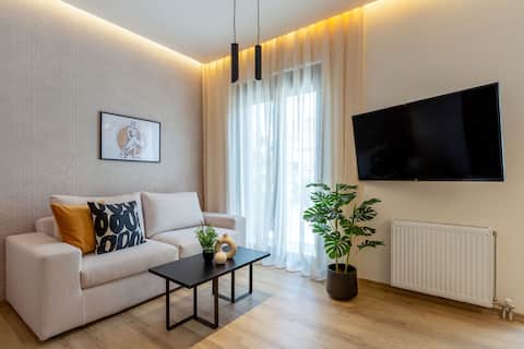 Top Airbnb: Beautiful Apartment in Athens with Patio & Gym in ΑΓΙΑΣ ΑΙΚΑΤΕΡΙΝΗΣ