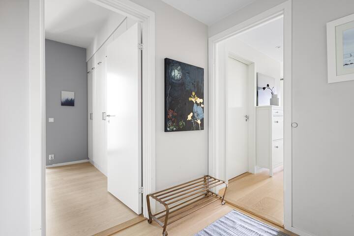 Spacious modern 2BR apt at Central OSLO Barcode gallery image 4
