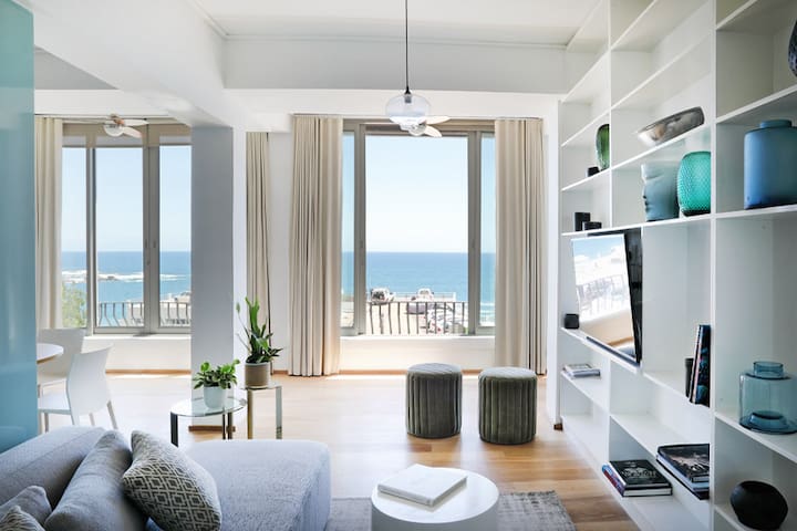 Charming Clifton Apartment – Number 4701