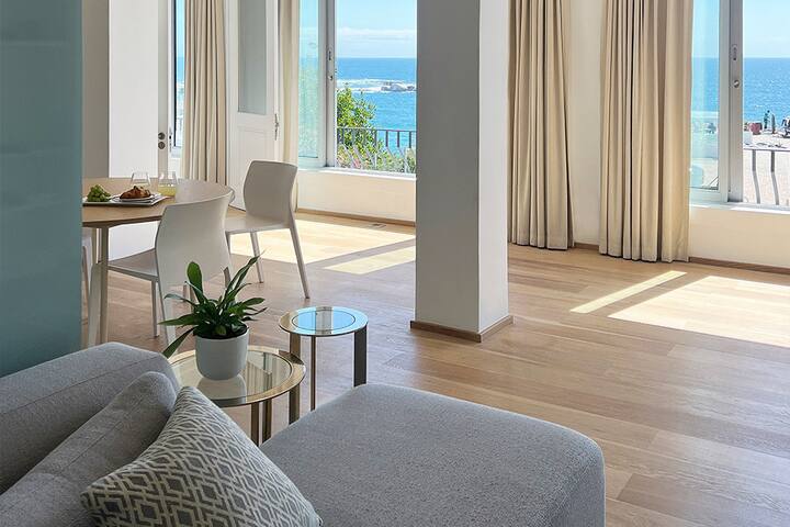 Charming Clifton Apartment – Number 4701 gallery image 3