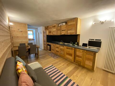 Delightful Taverna Two-room apartment in Pinzolo - Via Genova