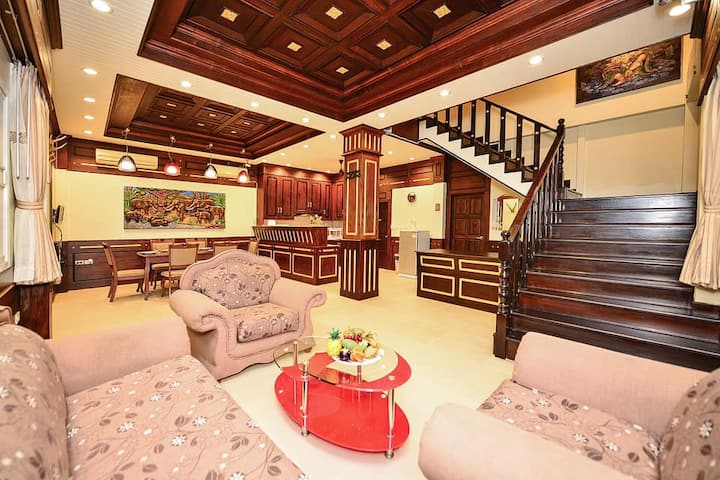 Unique&nice 7bd Pool Villa In Heart Nanai Patong - Patong Beach