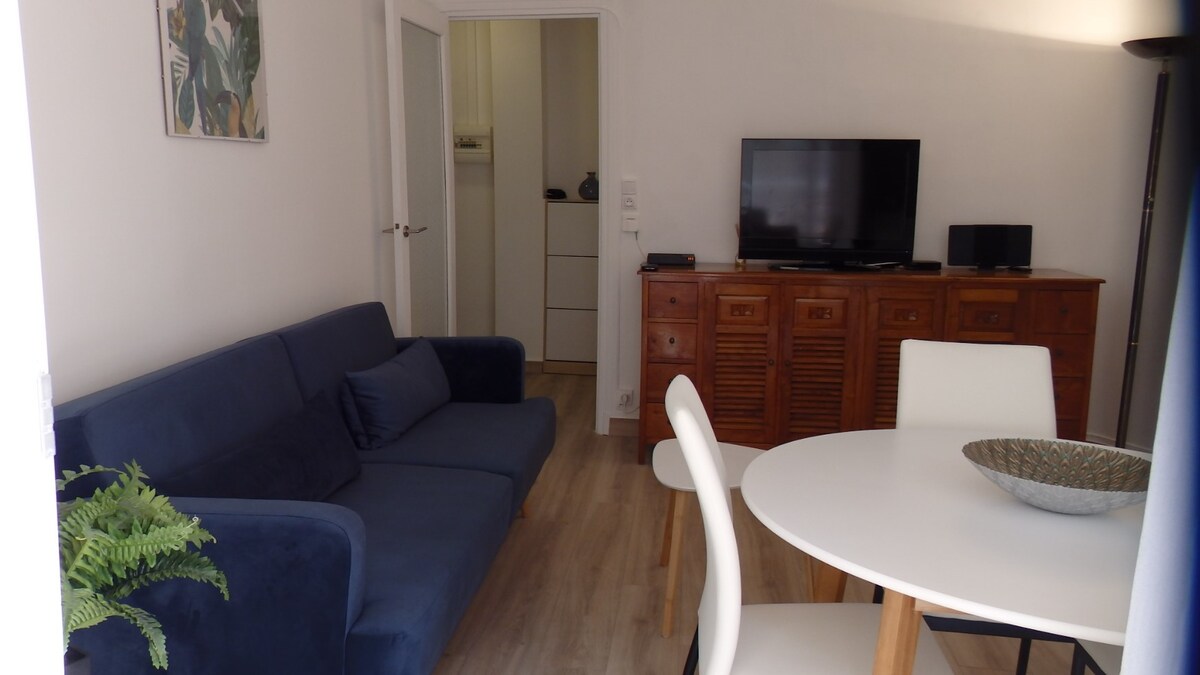 Top Airbnb: Superb 3-star studio 2 steps from the beach. à Canet En Roussillon