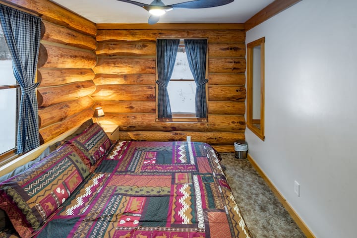 Habitación 2: cama tamaño king
